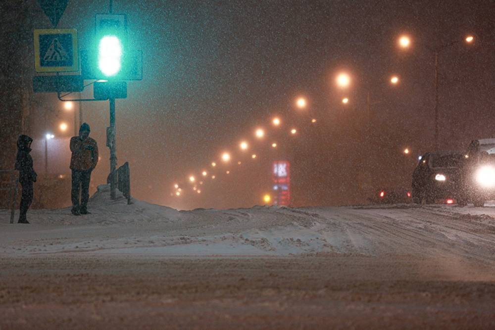 В Челябинской области ожидают мокрый снег, гололедицу и сильный ветер