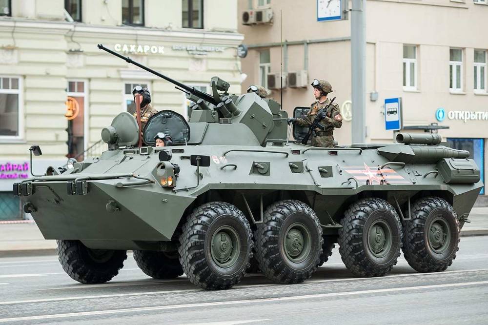 ВС Беларуси получат от России вторую партию бронемашин БТР-82А