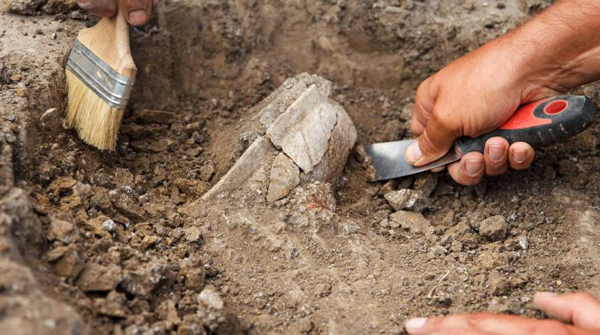 Археологи нашли в Турции каменные головы статуй Афродиты и Диониса