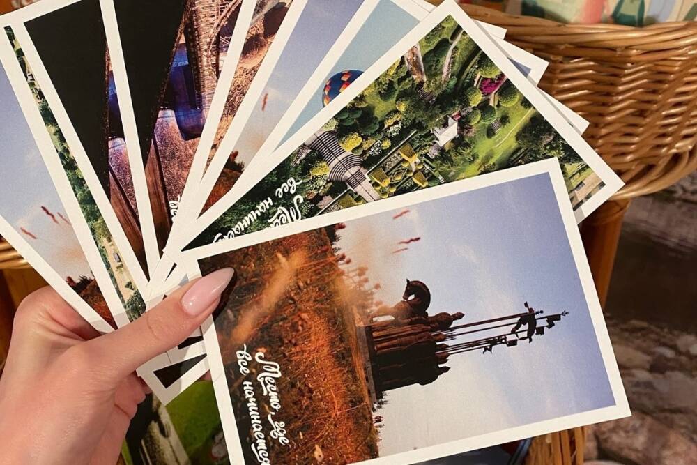 От Москвы до Уссурийска: открытки с видами Псковской области разлетятся по всему миру
