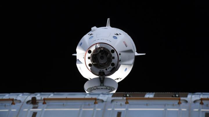 Корабль Crew Dragon отделился от МКС для возвращения на Землю