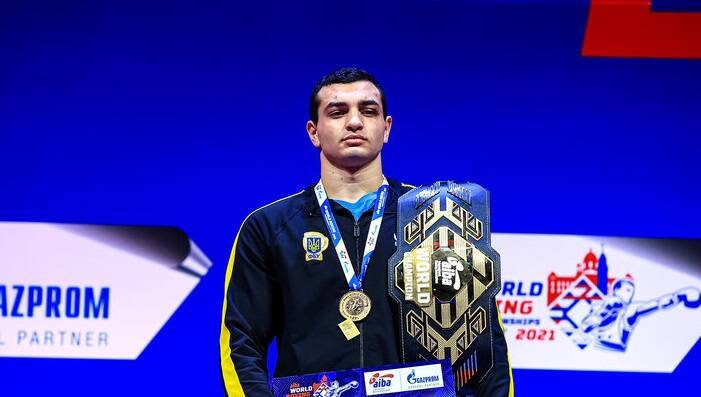 Чемпион мира по боксу Захареев: Чувствовал огромную ответственность за нашу большую команду и страну