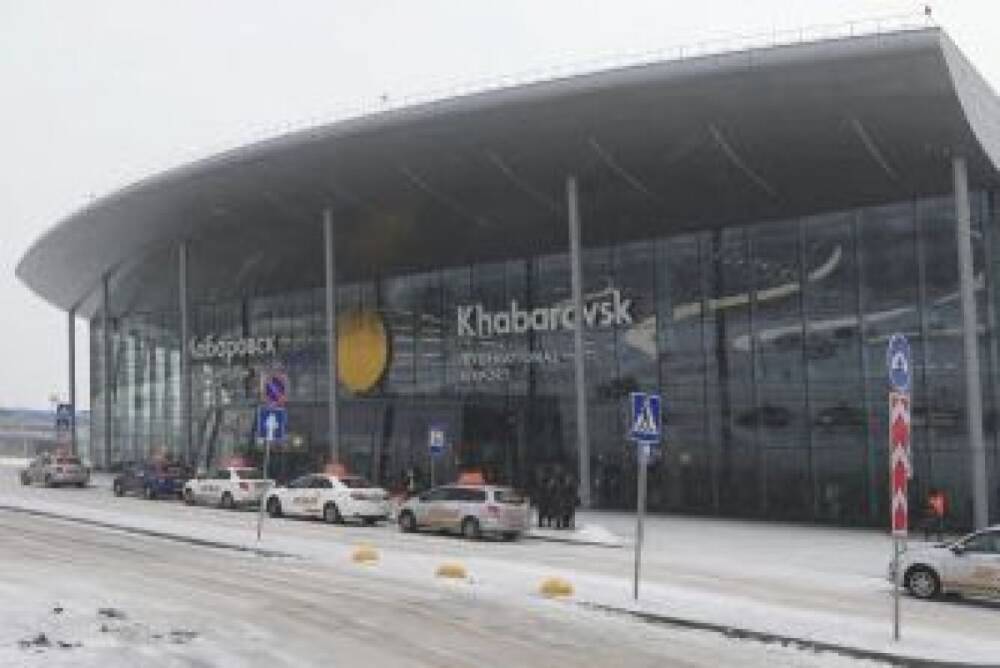 В аэропорту Хабаровска задержаны несколько рейсов из-за циклона