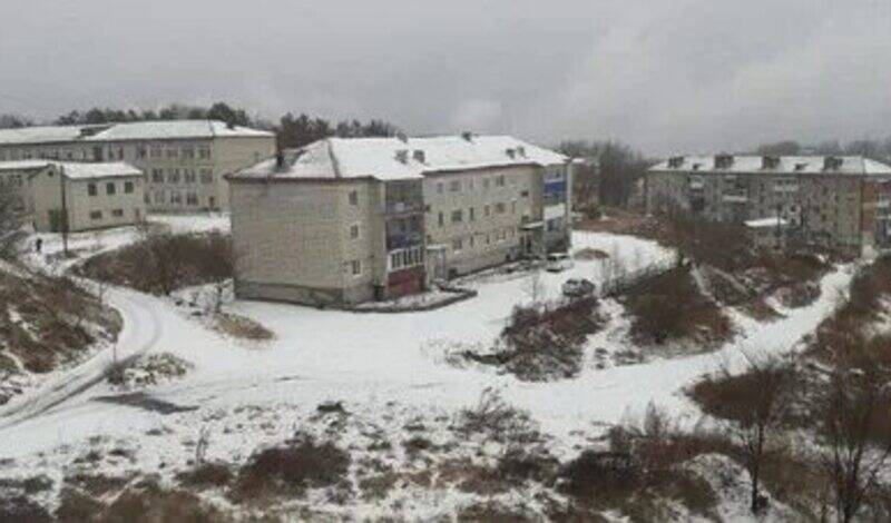 В Еврейской АО 21 населенный пункт остался без света по причине ледяного дождя
