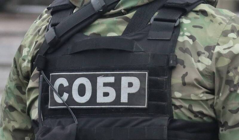 В Санкт-Петербурге сотрудник СОБРа погиб при задержании телефонных мошенников