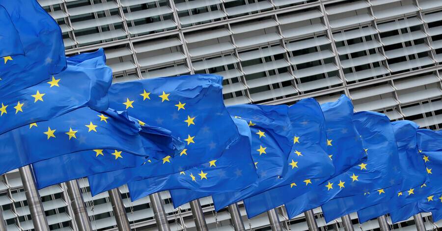 ЕС исключил Украину из "зеленого списка" для путешествий вместе с Сингапуром