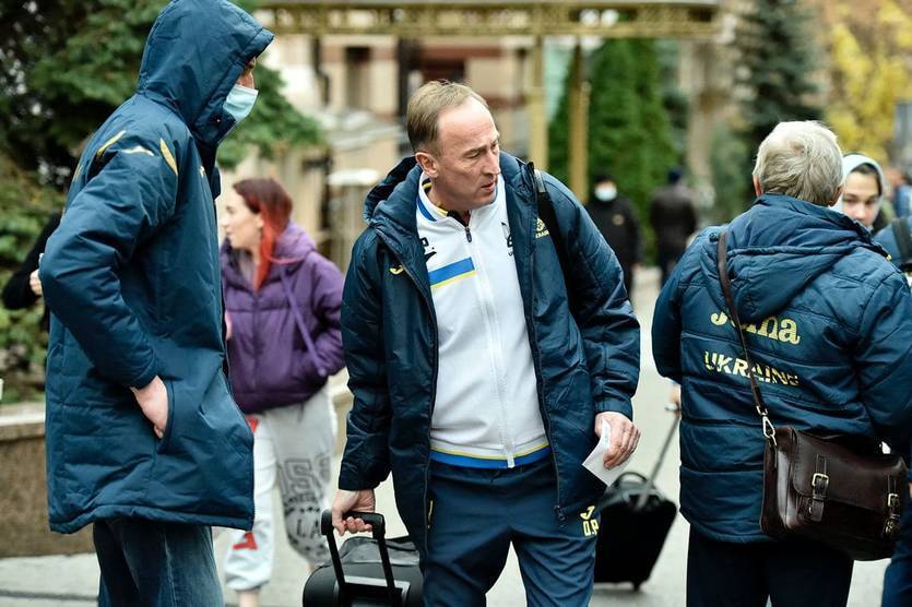 Сборная Украины отправилась в Одессу на матч против Болгарии