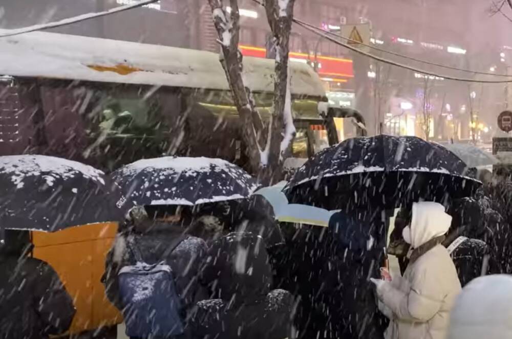 Снегопады и резкое похолодание: что принесет с собой в Украину первый день зимы
