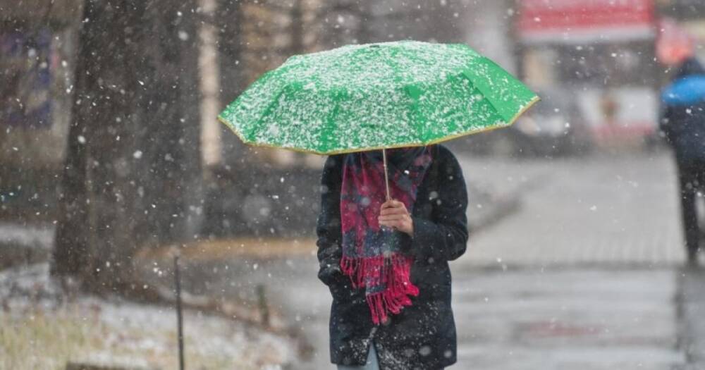 Погода в Украине: На западе и севере пройдет снег, возможны сильные порывы ветра (КАРТА)