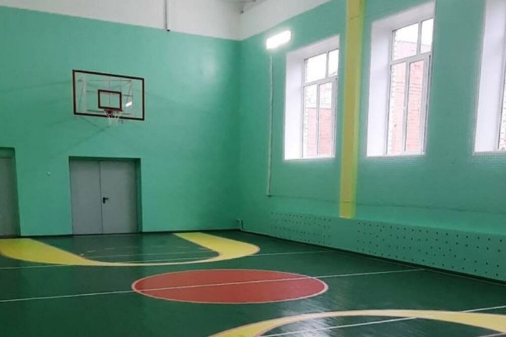 В Ростовском районе отремонтирован еще один школьный спортивный зал