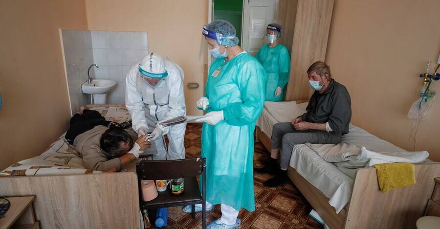 Коронавирус в Украине: более 11 новых случаев и 557 смертей за сутки