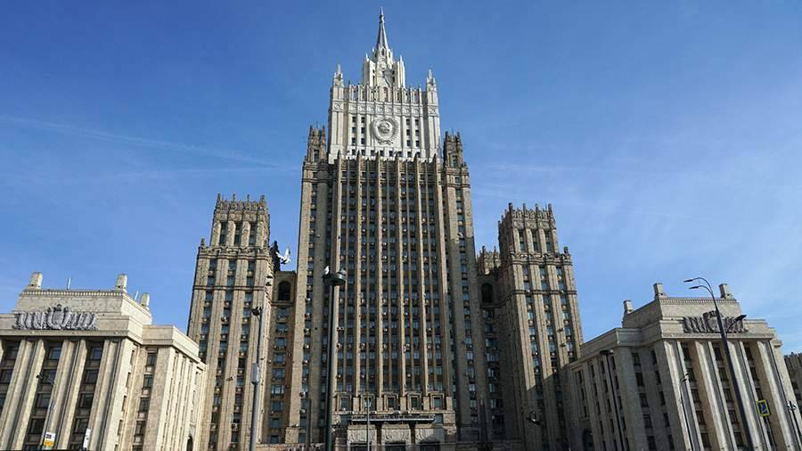 Дипломат объяснил решение РФ выслать сотрудников посольства США из Москвы
