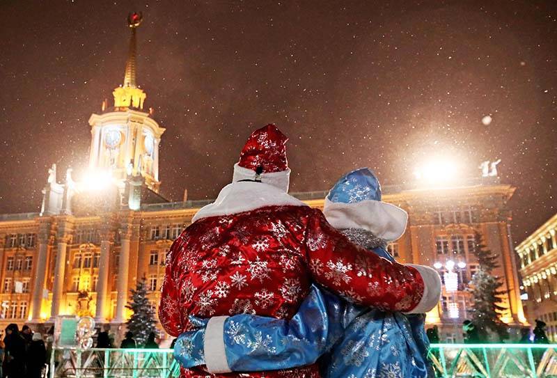 Россиянам рекомендовали отменить зарубежные поездки на Новый год