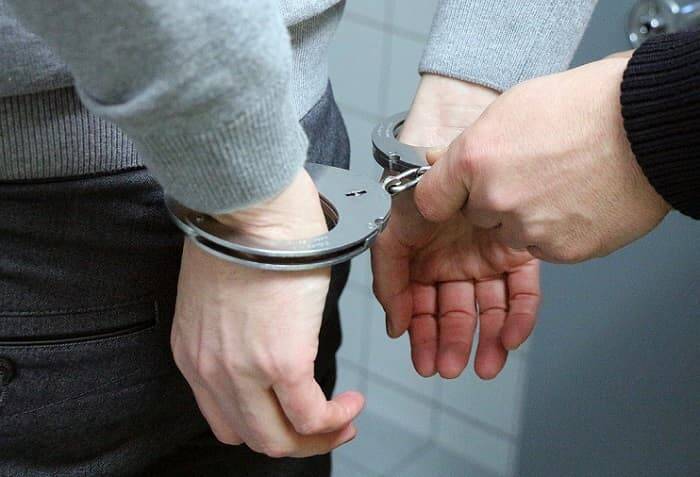 В Рязанской области 20-летний парень похитил деньги из дома, где раньше работал