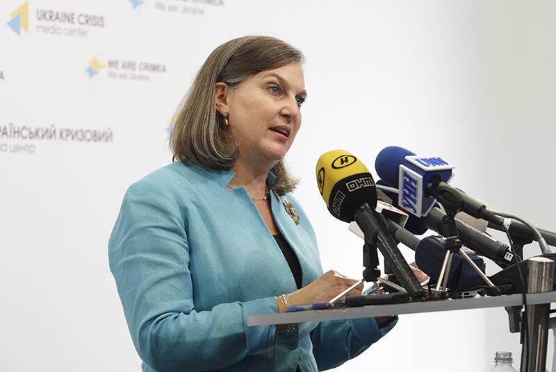 Нуланд предложила Украине помощь США по урегулированию в Донбассе