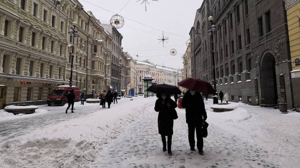 Петербургское НИИ Джанелидзе принимает горожан с переломами из-за гололедицы