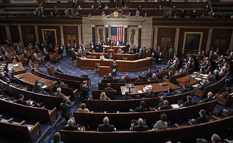 Республиканцы заблокировали голосование по оборонному бюджету в сенате США