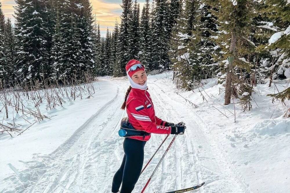 Тверская лыжница Дарья Непряева взяла победила на соревнованиях в Хакасии