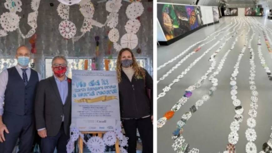Канадские дети изготовили 400-метровую гирлянду из бумажных снежинок