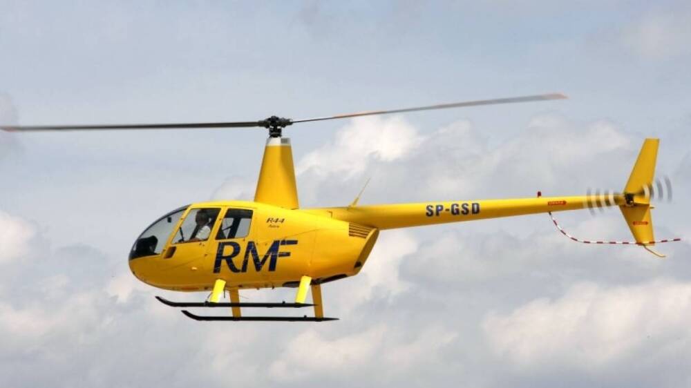 Легкомоторный вертолет совершил жесткую посадку у поселка в Бурятии