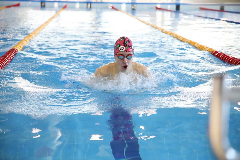 Сахалинцы завершили борьбу за медали областного чемпионата по плаванию