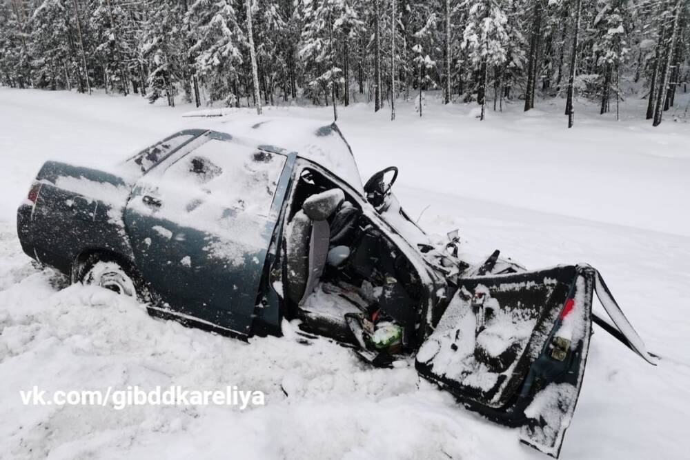 Скользкая дорога стала причиной смертельной аварии в Карелии