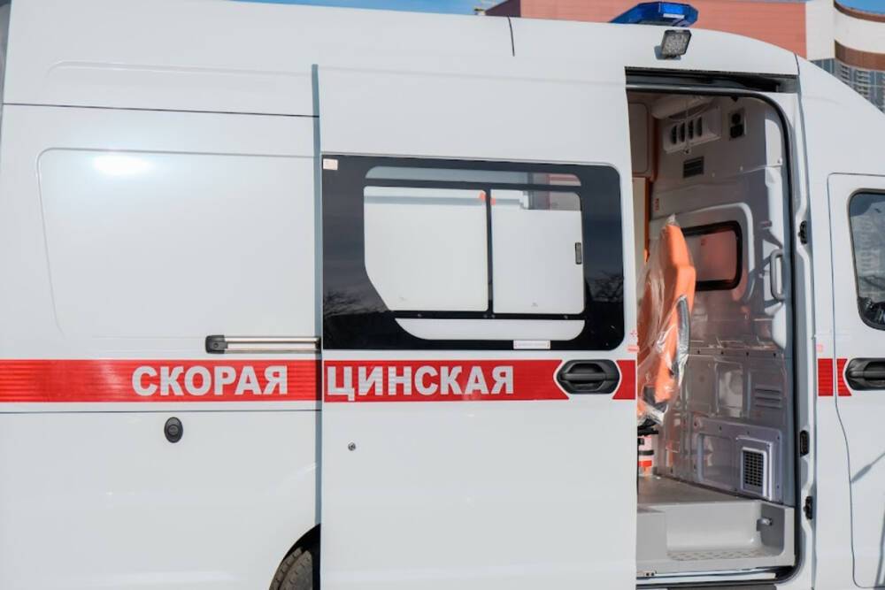В Астрахани на пешеходном переходе сбили мужчину