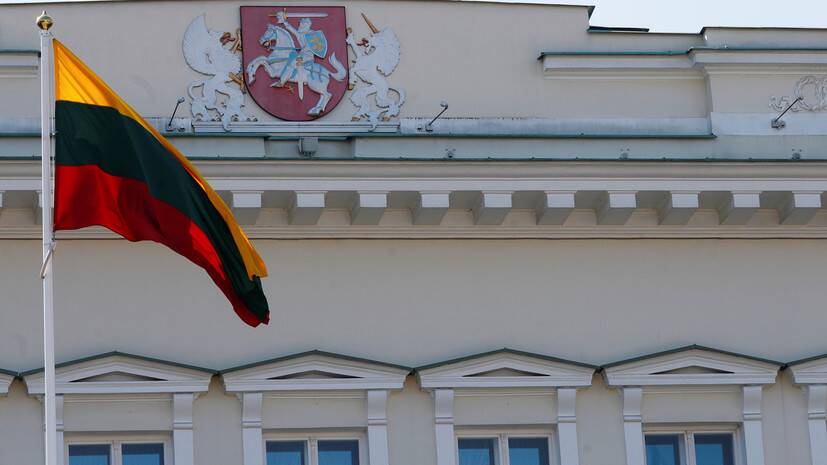 Глава МИД Литвы сообщил, что написал заявление об отставке