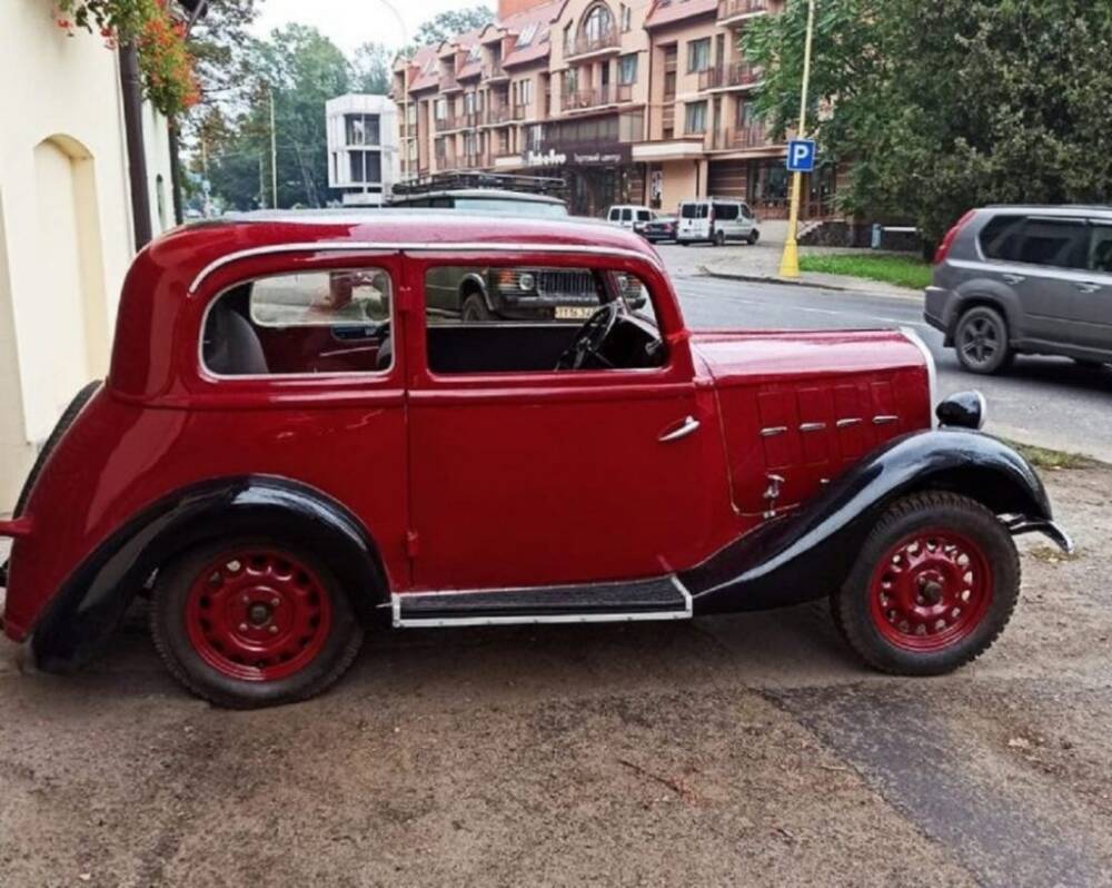 В Украине отреставрировали 90-летний автомобиль