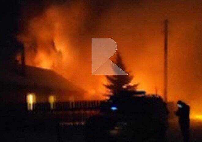 На окраине Рязани сгорел жилой дом, есть пострадавшие