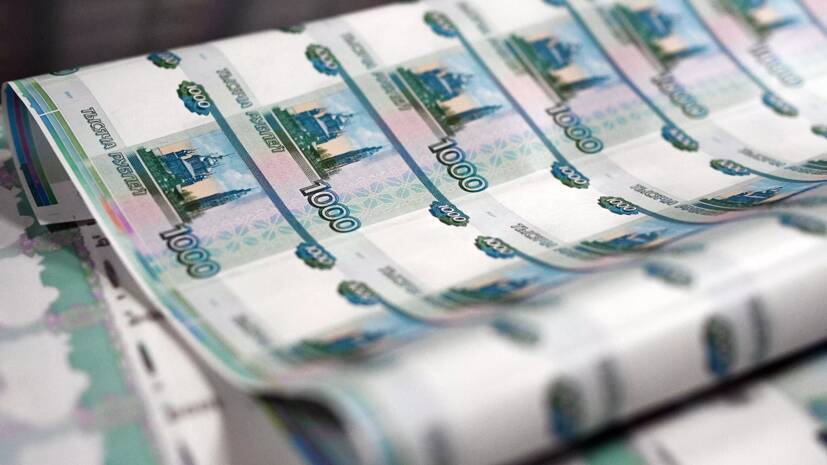 Кабмин выделил ещё почти 14 млрд рублей для выплат на детей от 8 до 17 лет