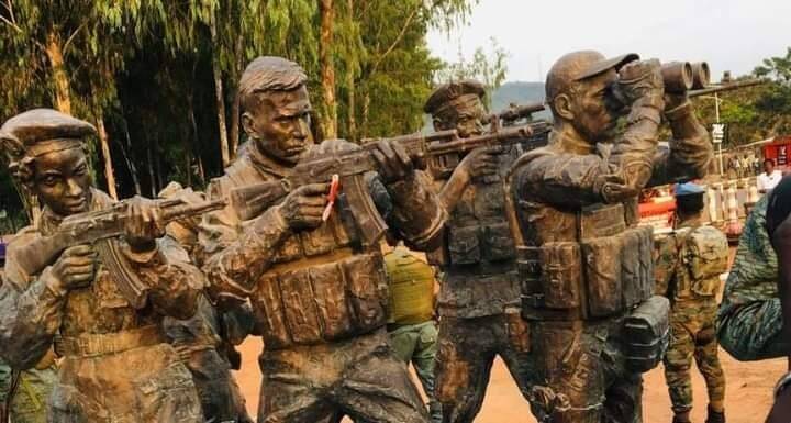 За что в Центральноафриканской Республике поставили памятник российским бойцам ЧВК - Русская семерка