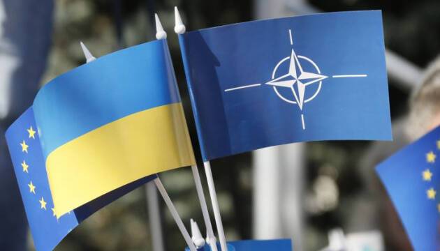 В НАТО ответили на требование РФ отозвать обещание о вступлении Украины