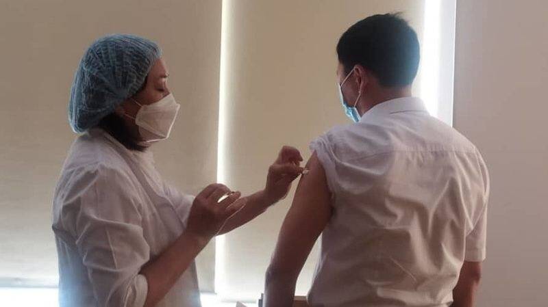 За прошедшие сутки в Кыргызстане вакцинацию прошли 9 тыс. 393 человека