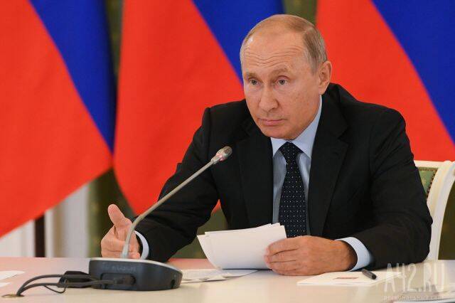 «Это всё, конечно, бред»: Собчак прокомментировала спор Сокурова с Путиным об устройстве России