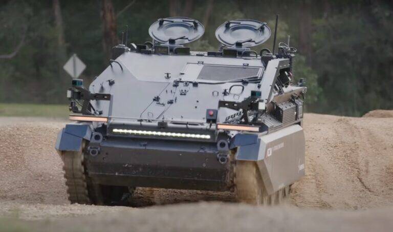 В Германии представили роботизированную бронемашину
