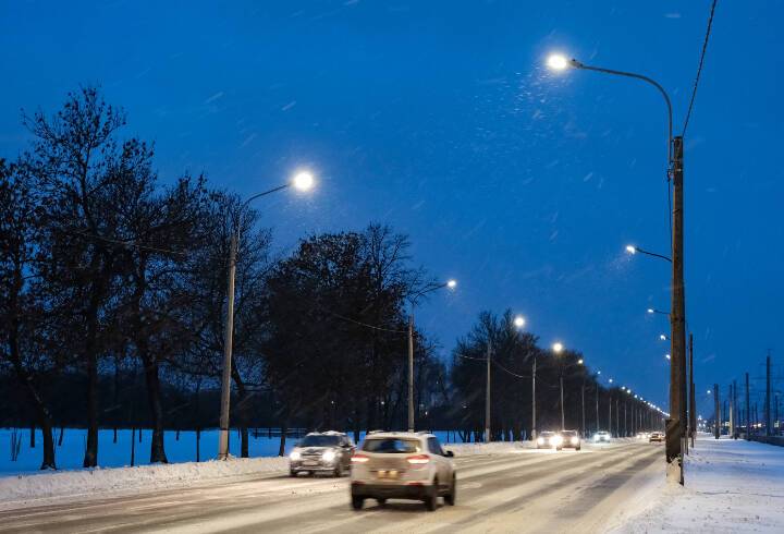 На Петергофском шоссе установили более 450 светодиодных фонарей