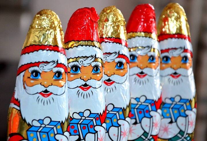 Юные ленинградцы могут подготовиться к Новому году в «Мастерской Деда Мороза»