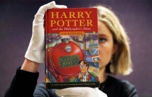 Первое издание о Гарри Поттере продали на аукционе за рекордную сумму
