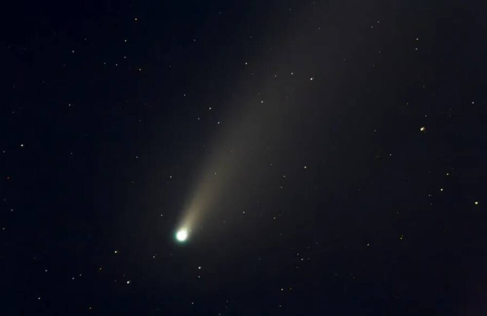 Яркая комета Леонард приблизилась к Земле: появились кадры