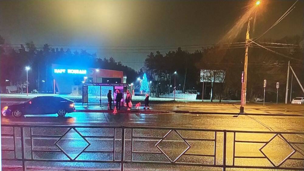 Иномарка сбила пешехода возле парка Победы в Липецке