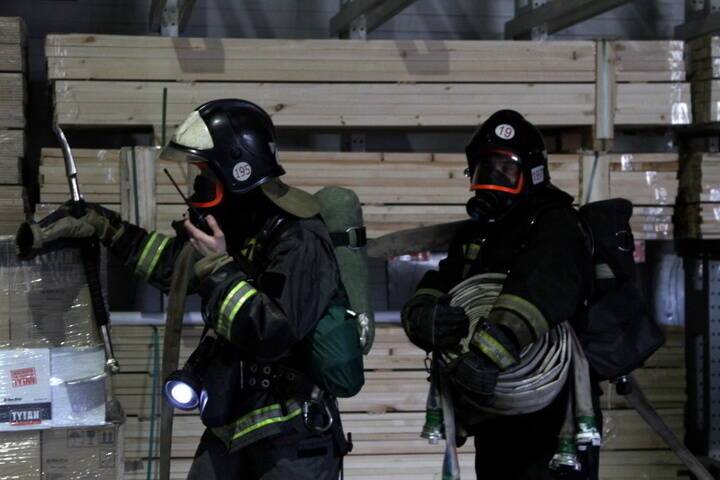 Двое мужчин погибли на пожаре под Новосибирском