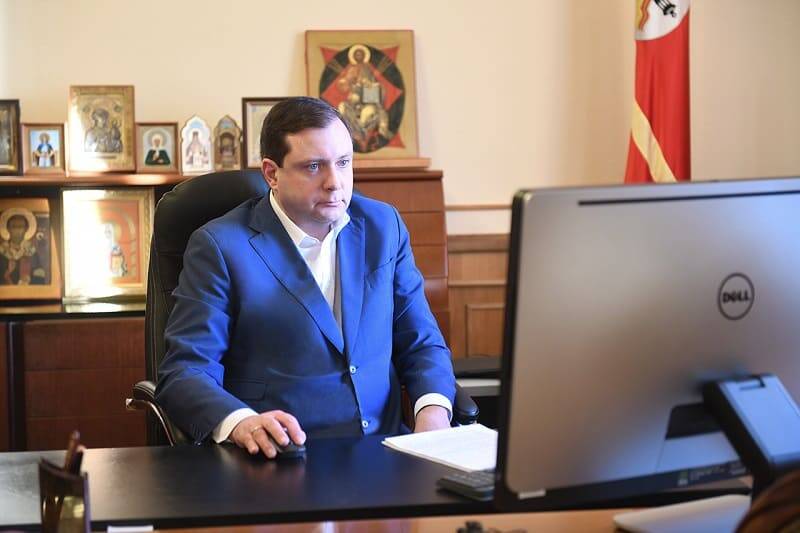 Алексей Островский принял участие в юридическом диктанте