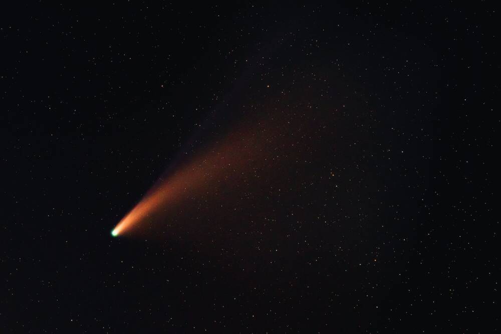 Петербуржцы могут увидеть в сумеречном небе комету Леонардо