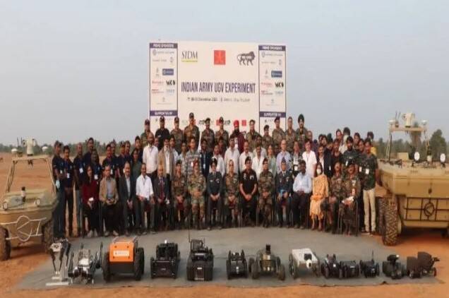 Индийская армия проводит эксперимент с беспилотными наземными транспортными средствами