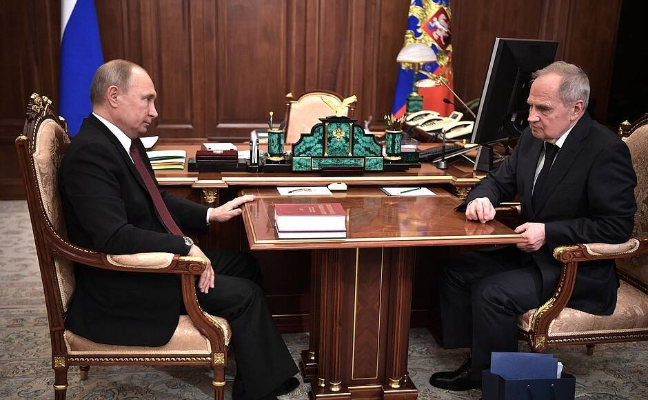 Путин и Зорькин обсудили роль обновленной Конституции