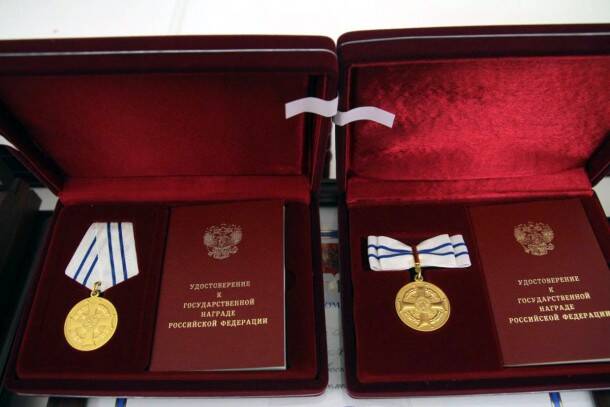 Владимир Уйба предложил выплачивать 25 тысяч рублей семьям, награжденным медалью ордена «Родительская слава»