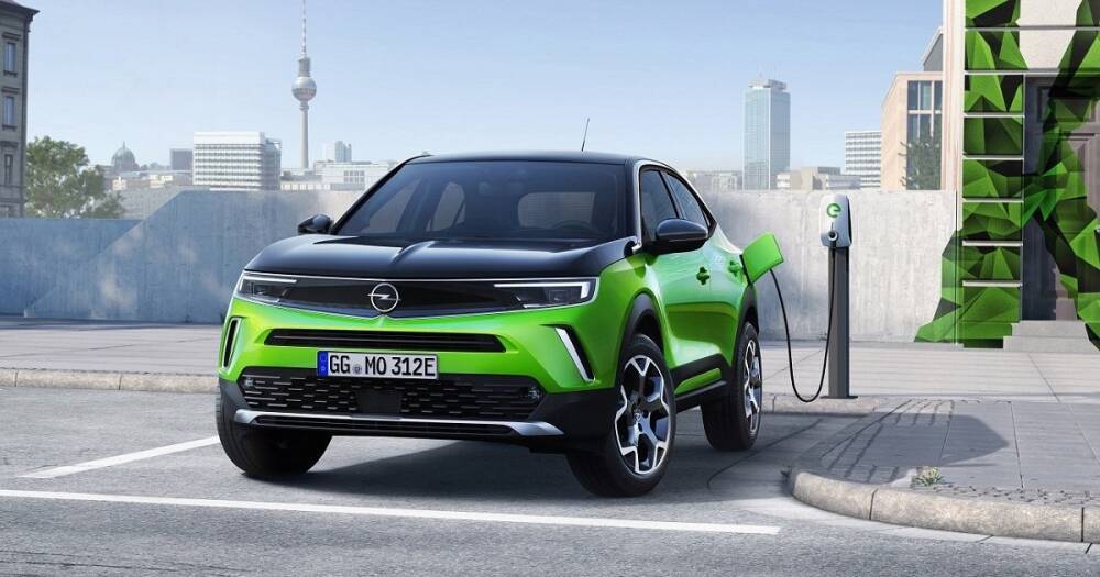 В Украине стартуют продажи нового электрокроссовера Opel