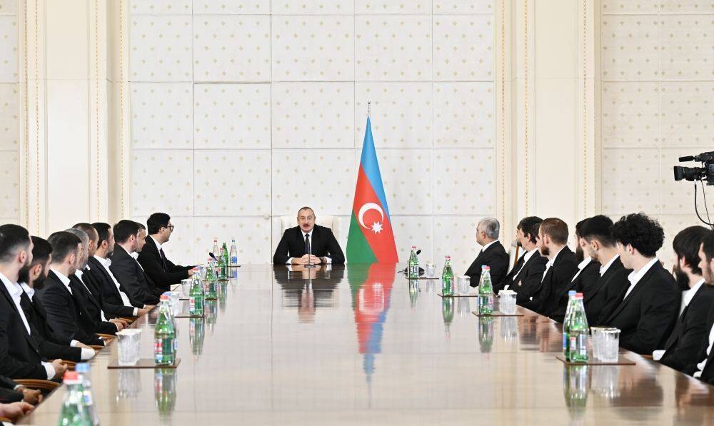 Президент Ильхам Алиев: Мы набрались сил, нанесли врагу такой удар, что весь мир уже не может сказать ни слова о нашей Победе