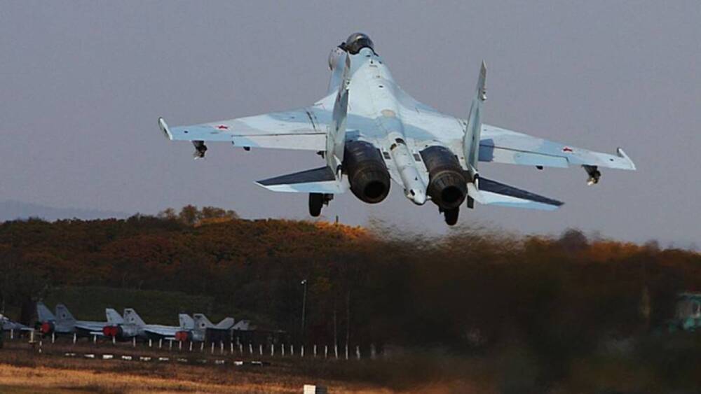 ВКС РФ получили партию многоцелевых истребителей Су-35С